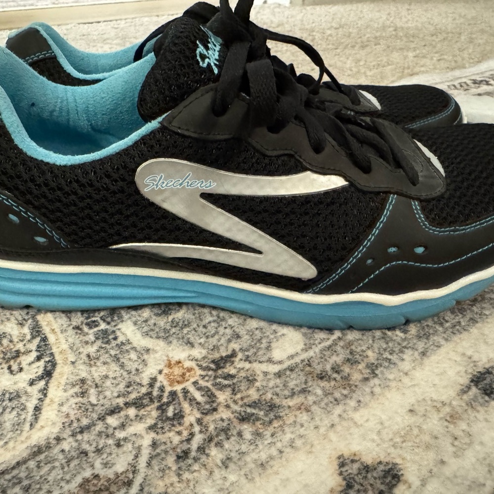 Skechers Black and Teal Dance Zumba Shoes - Picture 6 of 6